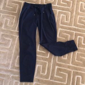 ATHLETA city pants/joggers